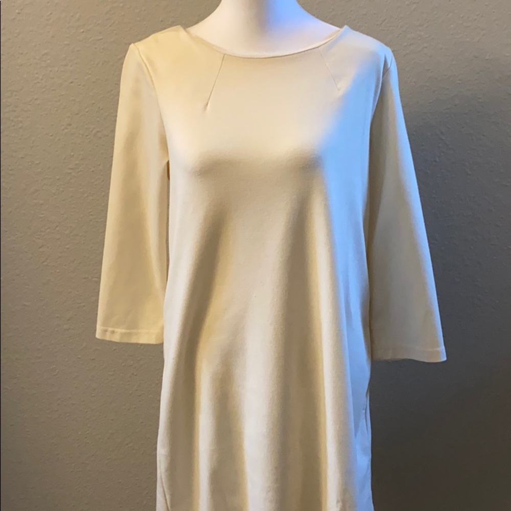 White confortable dress